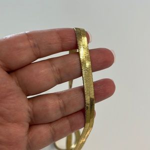 14k Gold Filled 25 inch necklace. Unisex, gently used.